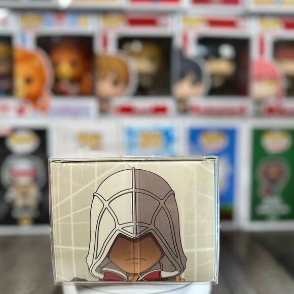 Ezio Auditore da Firenze - Youtooz - Picture 5 of 6